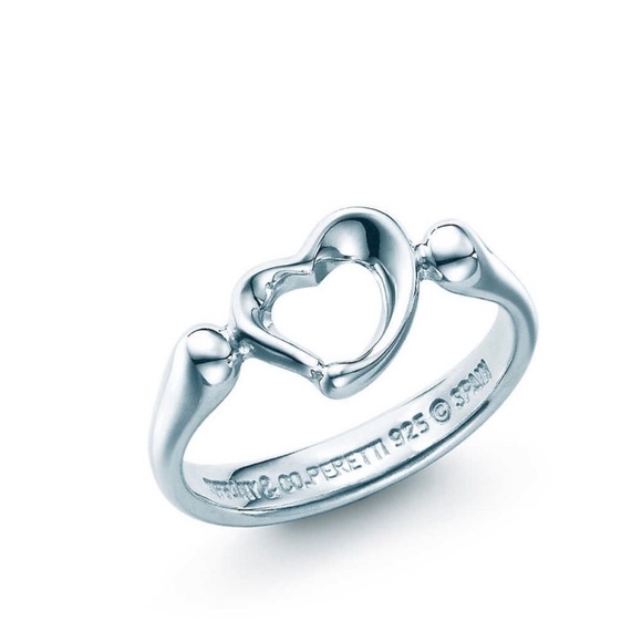 Tiffany & Co.Elsa peretti Open Heart Ring +pouch box Authentic size4.⭐️⭐️⭐️⭐️ - Picture 3 of 17